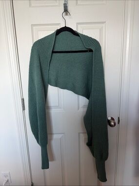 Freya Cropped Knit Shrug in Sage Green